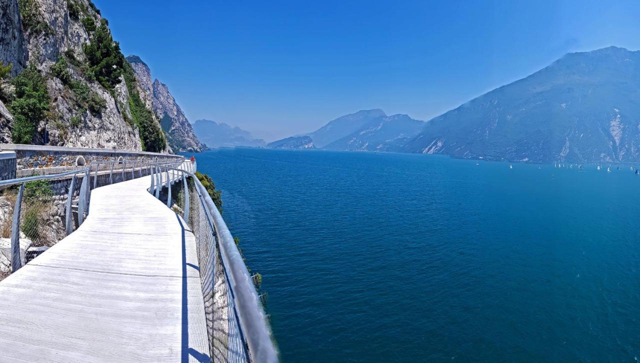 Teresa Campi Apartments Lake View By Gardadomusmea Tremosine Экстерьер фото