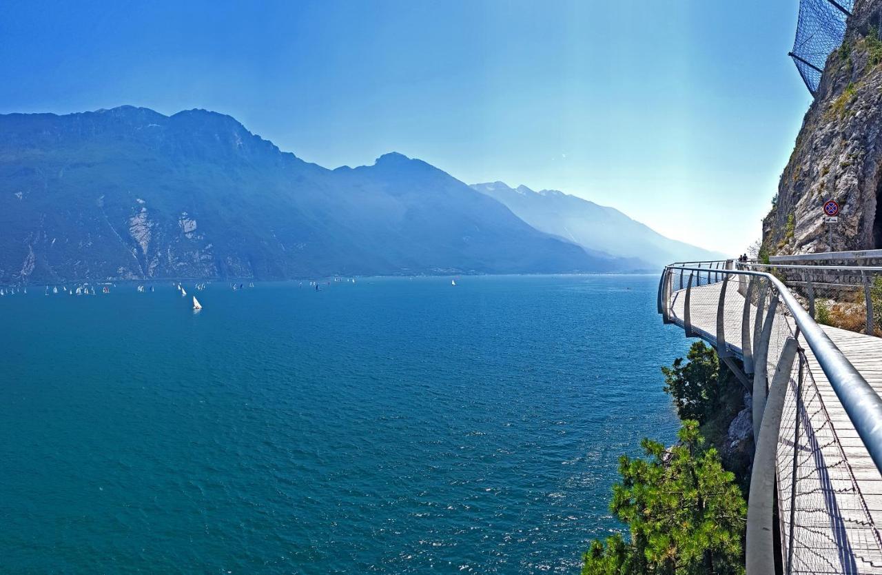 Teresa Campi Apartments Lake View By Gardadomusmea Tremosine Экстерьер фото